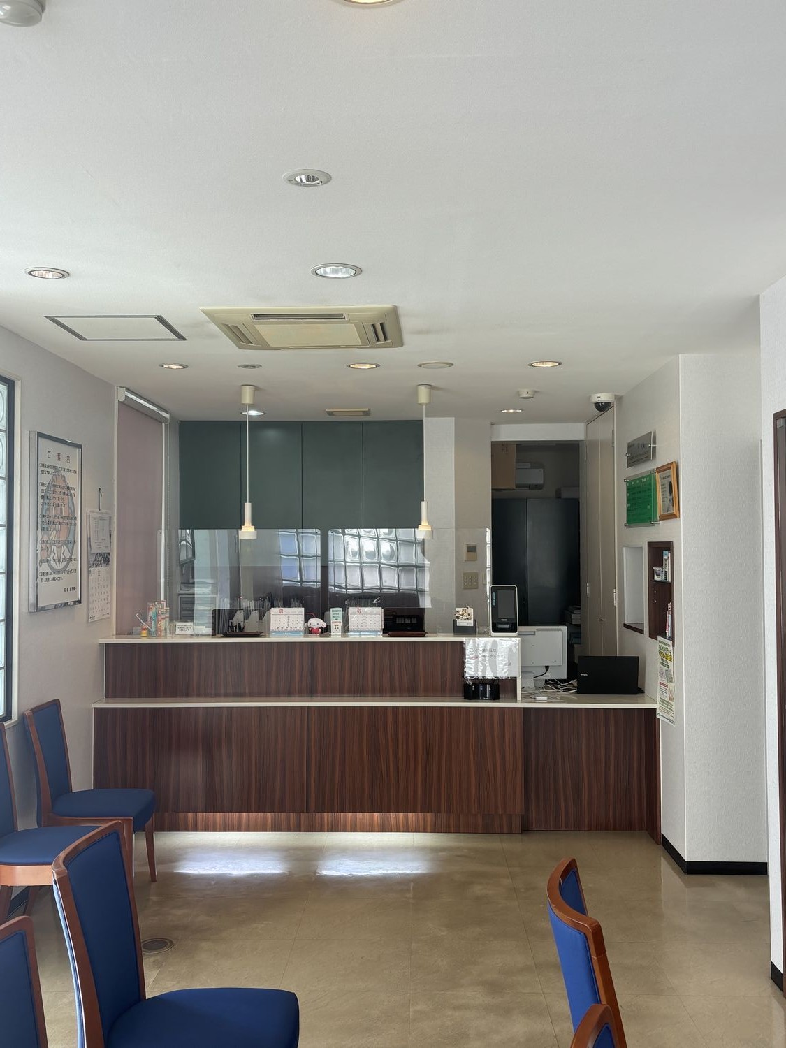 入れ歯が合わずに悩んでいる方へ